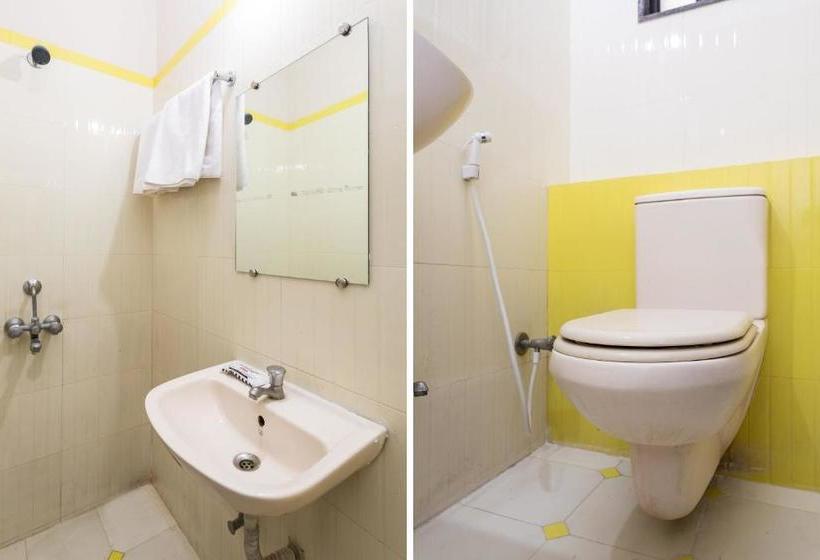 Отель Oyo 28226 Soumya Inn