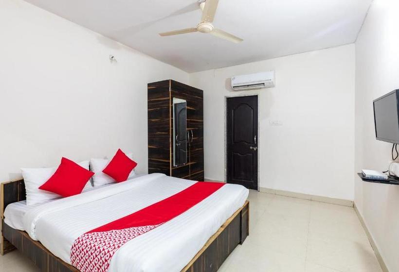 Отель Oyo 46618 Shri Ganga Marriage Garden