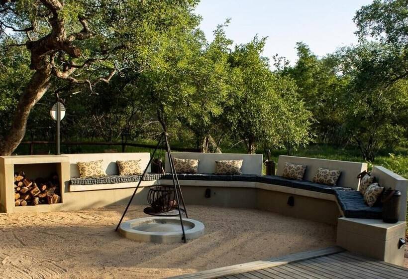 ホテル Rafiki Bush Lodge