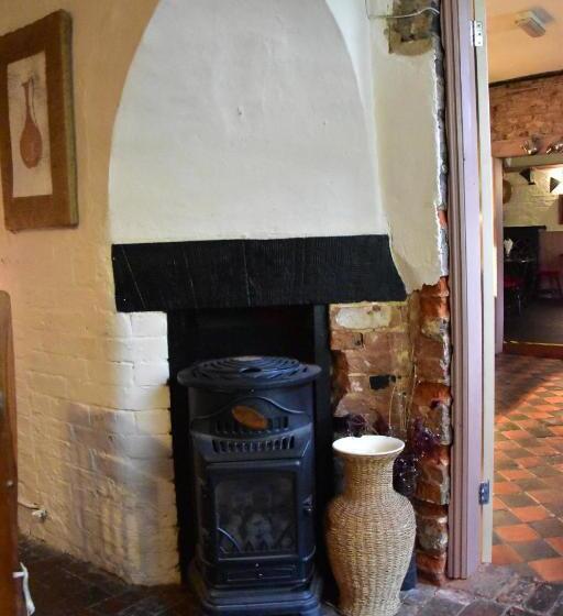 בית מלון כפרי The Bull