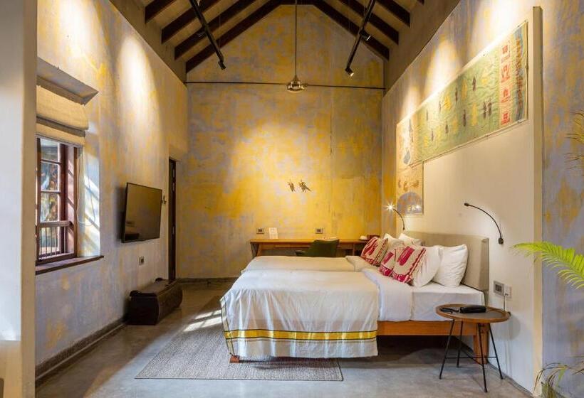 هتل The Postcard Mandalay Hall, Kochi