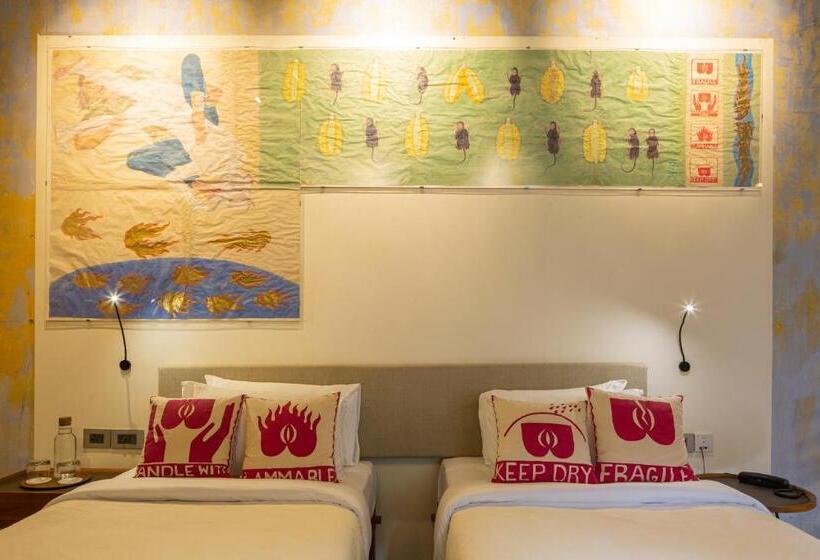 هتل The Postcard Mandalay Hall, Kochi