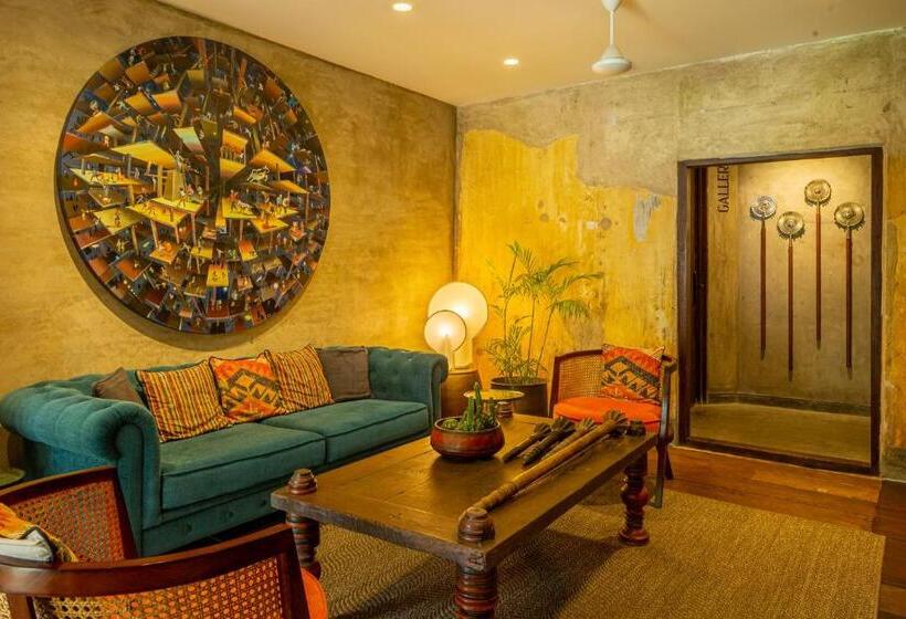 هتل The Postcard Mandalay Hall, Kochi