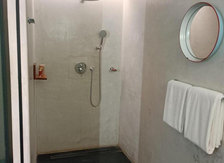 هتل The Postcard Mandalay Hall, Kochi