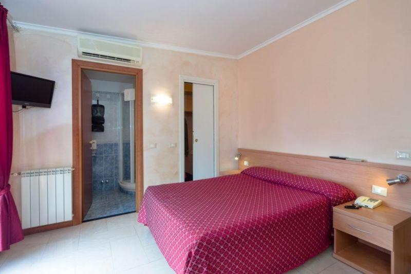 בית מלון כפרי Villa Flora