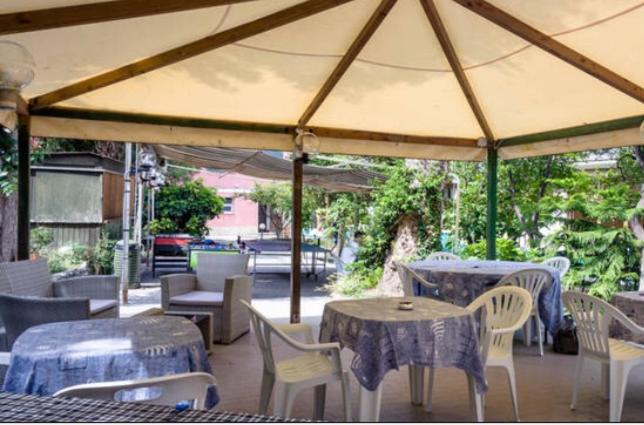 בית מלון כפרי Villa Flora