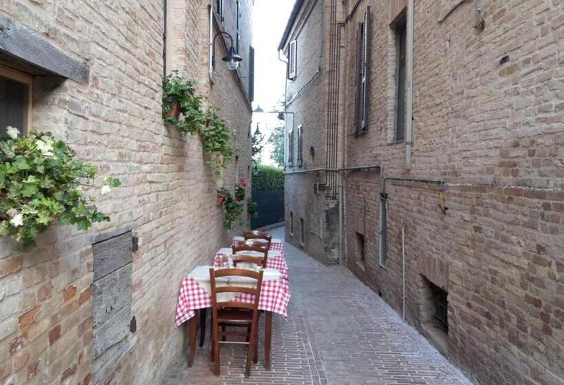 Montelupone Bed & Breakfast