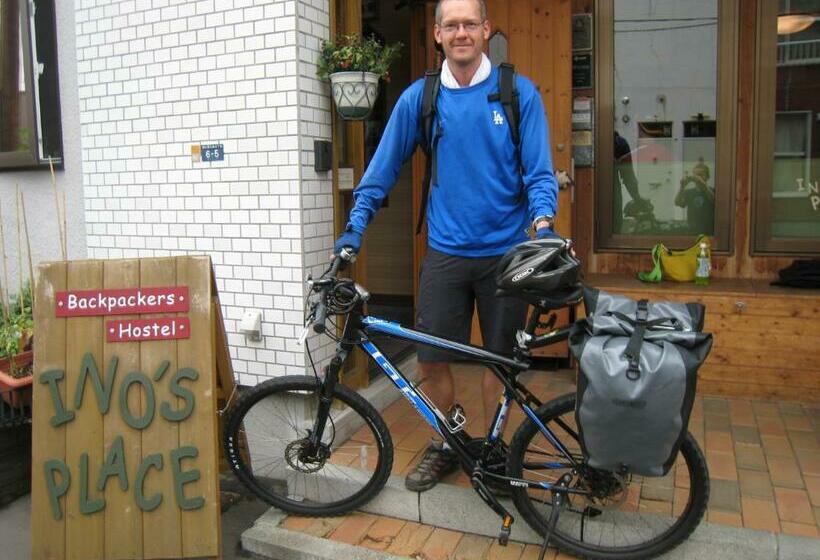 פנסיון Backpackers Hostel Ino S Place