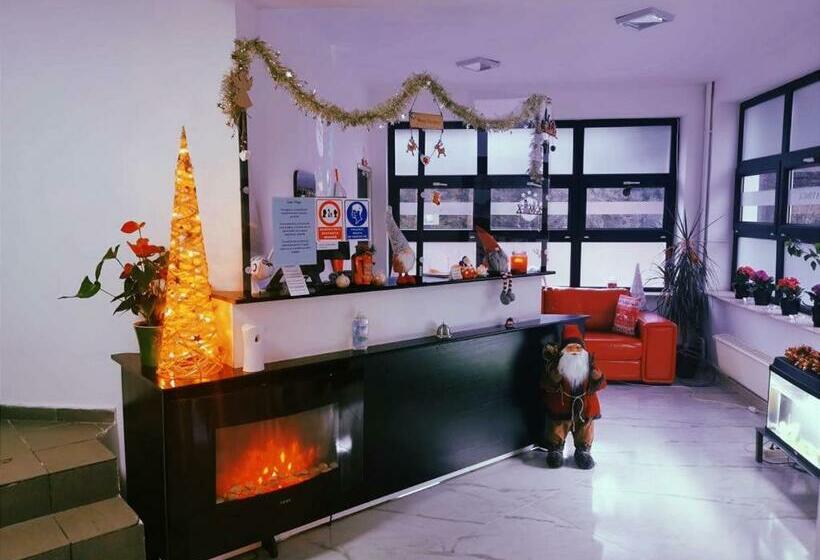 بنسيون Casa Vinga   Restaurant&jacuzzi