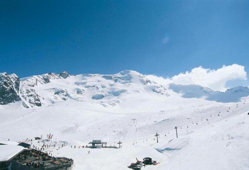 بنسيون Haus Gfall