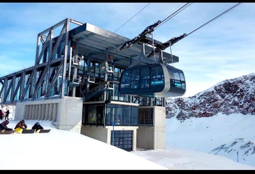 بنسيون Haus Gfall