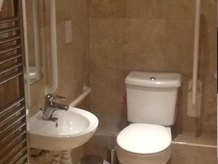 پانسیون Holly Lodge