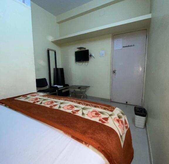 پانسیون Lake Land Guest House