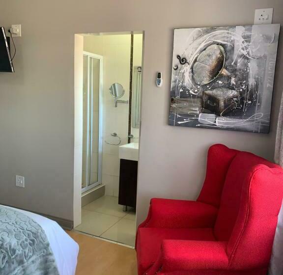 Пансион Leighton Court