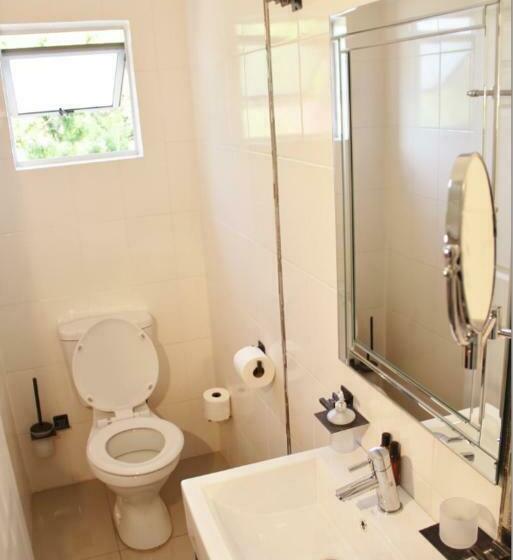 Пансион Leighton Court