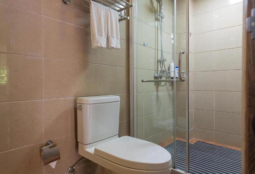 膳宿费 Lijiang Gui Yuan Tian Ju Guesthouse