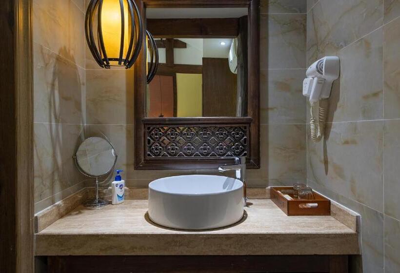 膳宿费 Lijiang Gui Yuan Tian Ju Guesthouse