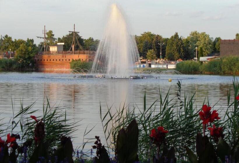 Пансион Otthon Apartman