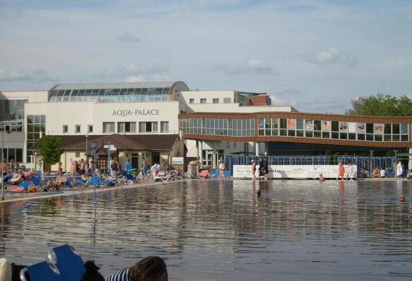 Пансион Otthon Apartman