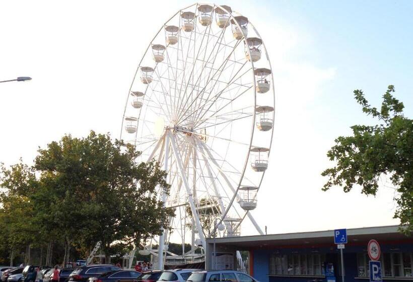 Пансион Otthon Apartman