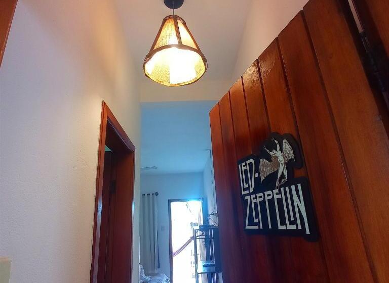 ペンション Pousada Do Rock