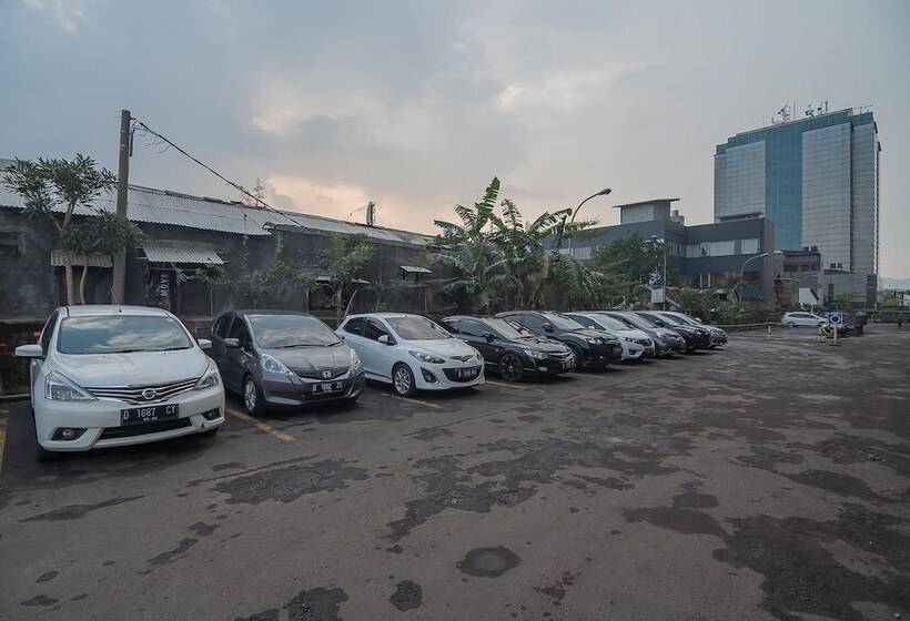 膳宿费 Reddoorz Apartment @ Grand Asia Afrika