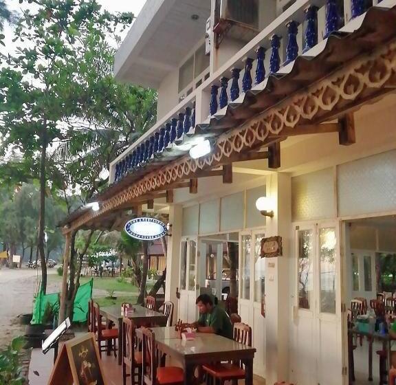 Пансион Tony Home And Restaurant