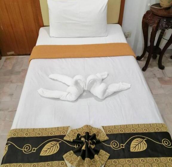 Пансион Tony Home And Restaurant