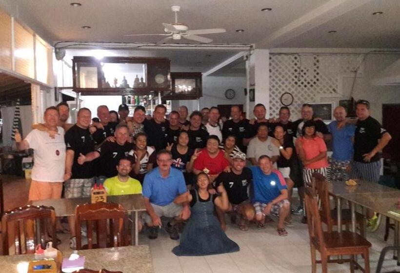 Пансион Tony Home And Restaurant