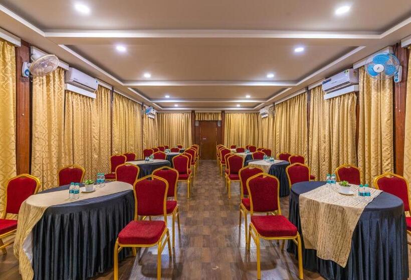 منتجع La Cabana Beach & Spa, By Ashvem Beach