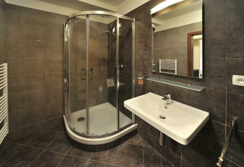 渡假胜地 Via Jasna Wellness Apartments