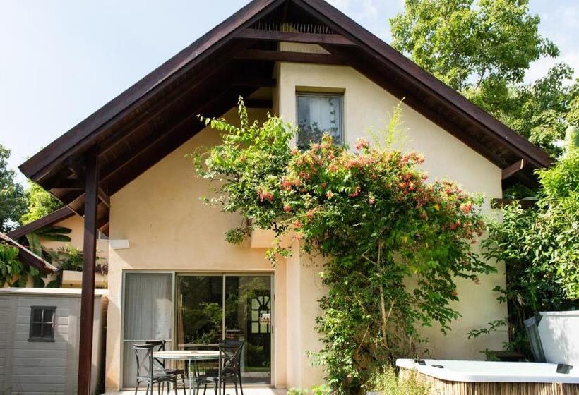 渡假胜地  Vitrage Holiday Village And Spa