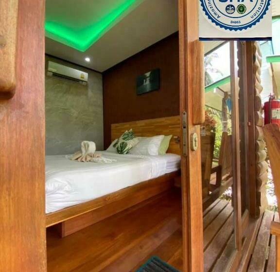 Suan Maprao Ko Kut Resort