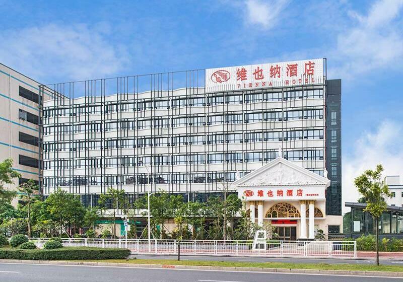 Vienna Hotel Shenzhen Fuyong Subway Station