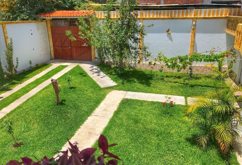 بنسيون Casa De Huéspedes Elim