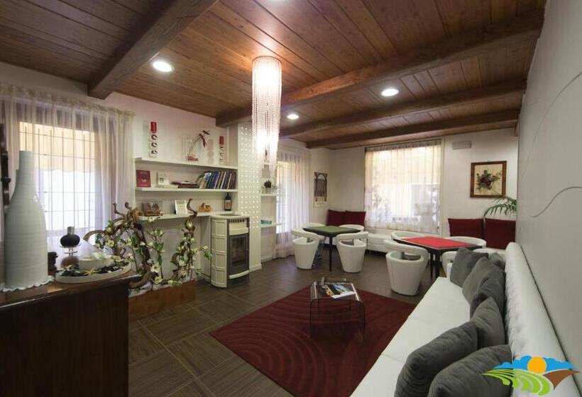 ベッドアンドブレックファースト Albergo Diffuso   Il Poggetto Tra Urbino & San Marino