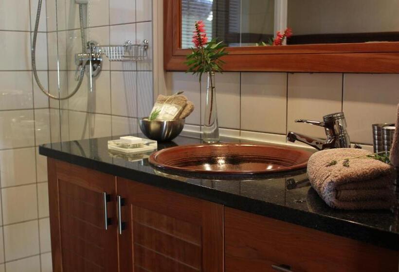 ベッドアンドブレックファースト Paradise Cove