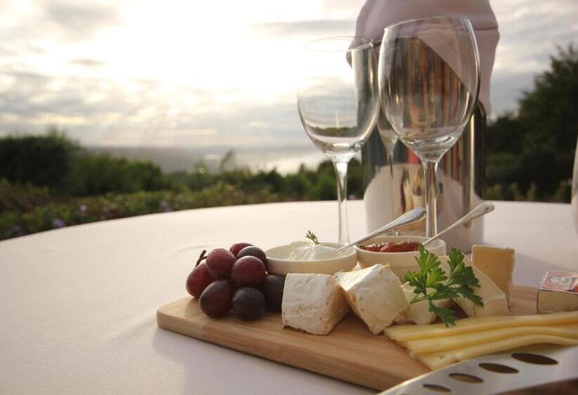 ベッドアンドブレックファースト Paradise Cove