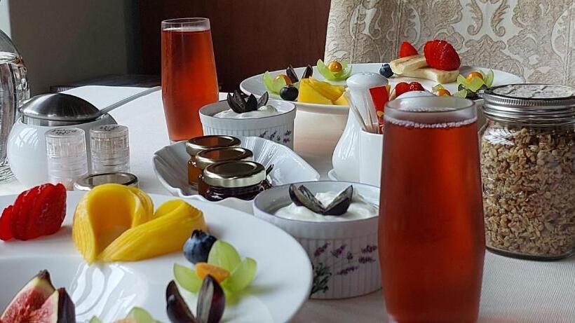 ベッドアンドブレックファースト Paradise Cove