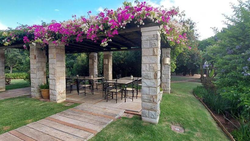 ベッドアンドブレックファースト Paradise Cove