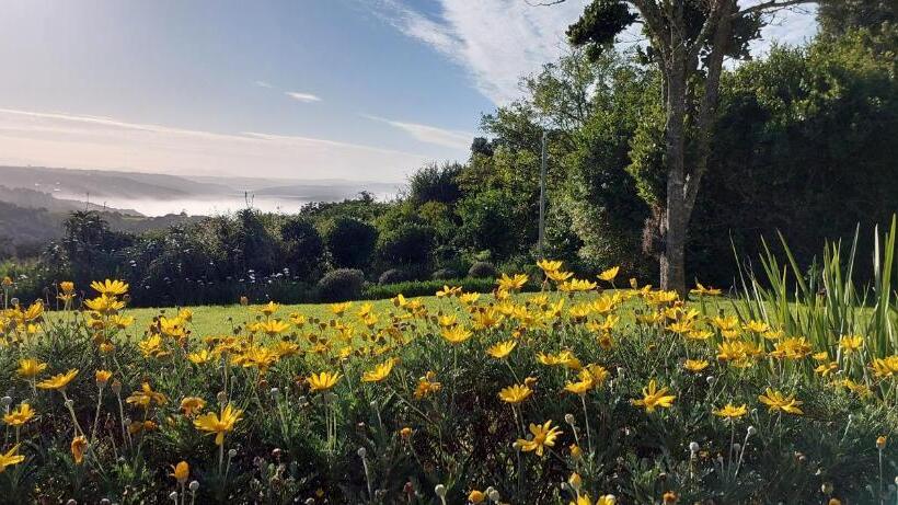 민박 Paradise Cove