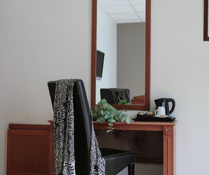 Brattvåg Fjordhotell