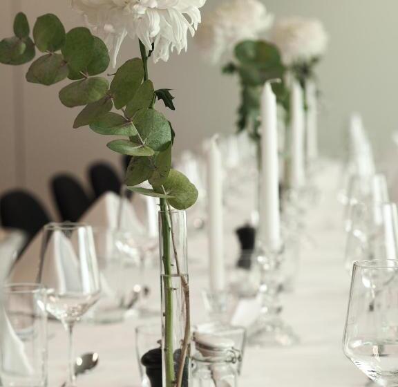 Brattvåg Fjordhotell