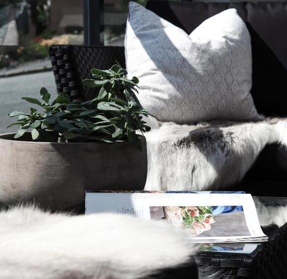 Brattvåg Fjordhotell