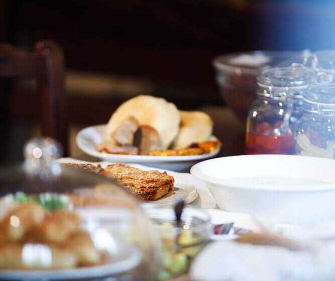 酒店 1821 En Dolianis