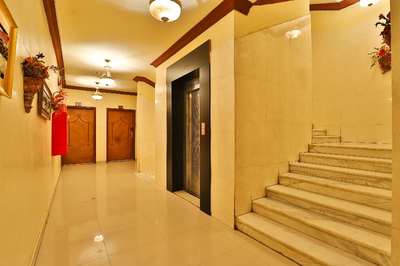 酒店 Al Yamama Palace Hilal Branch By Oyo Rooms