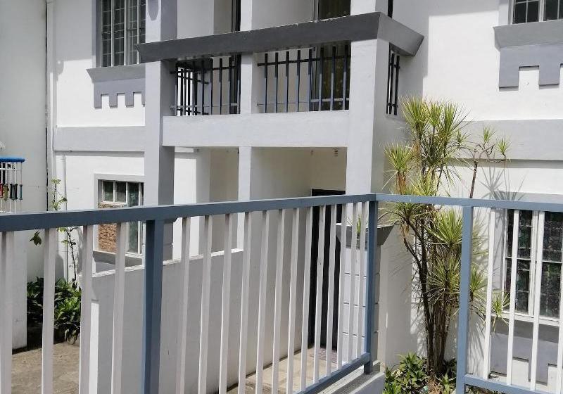 בית מלון כפרי Amber Trail Resort And Residences