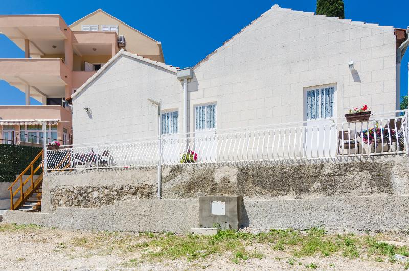 ホテル Apartments Grga