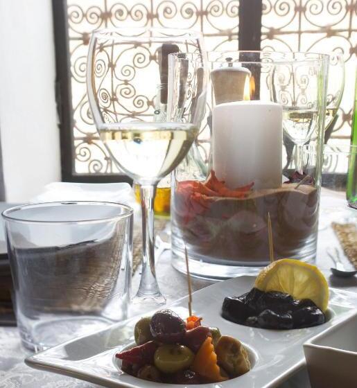 هتل Auberge Chez Pierre