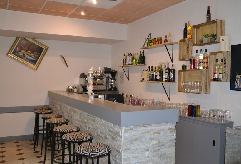 בית מלון כפרי Auberge De La Vallée D Ossau